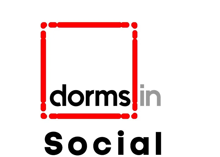 Dormsin Social Hostel เกาะพีพี